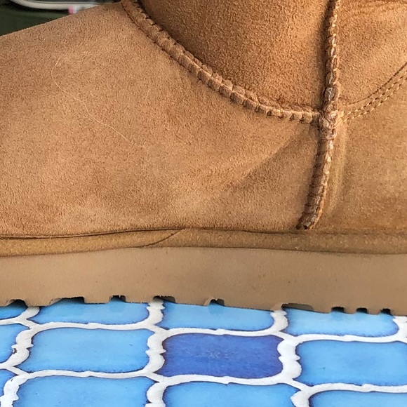 Ugg Pala Boots - Picture 5 of 6